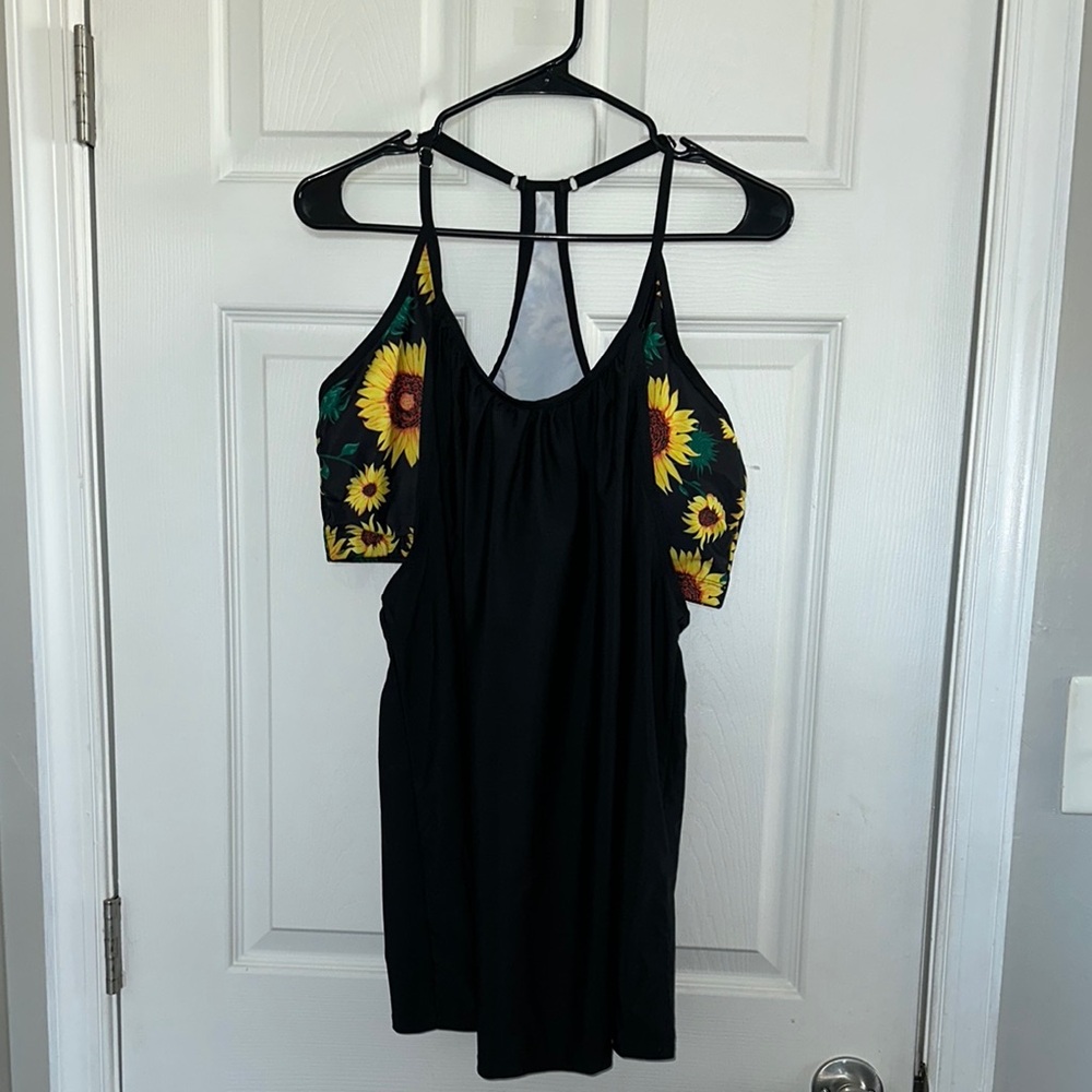 Swim Suit Top Sunflower Black Women's Top new with out tags